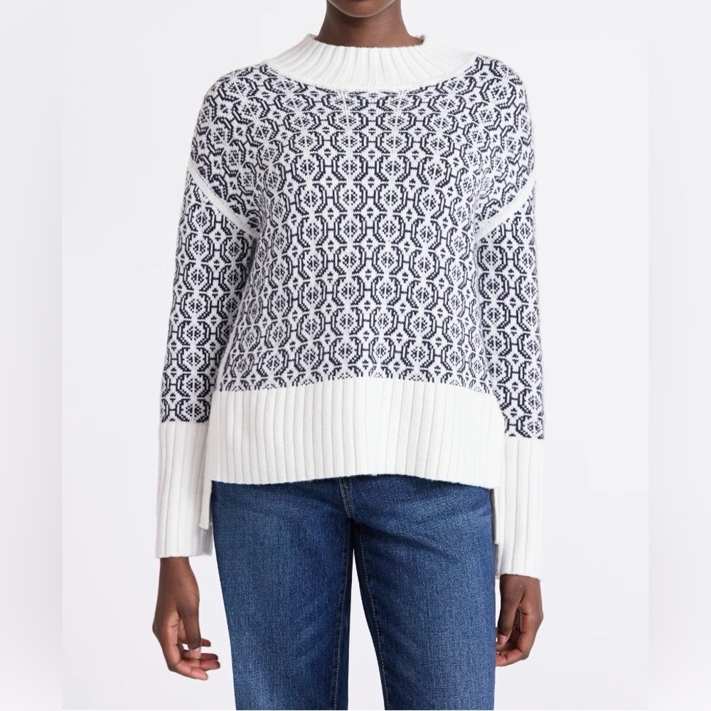 Free Assembly Women's Patterned Mock Neck Sweater with Tall Cuffs, Midweight